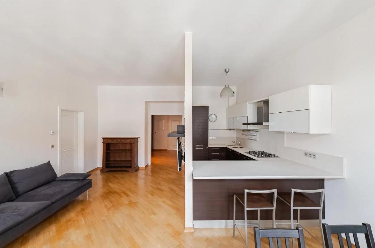 Wishlist Old Residences - Hastalska * Prag
